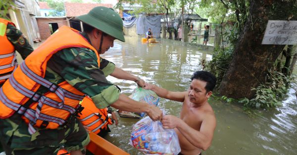 Thủ tướng: Cấp gạo hỗ trợ cứu đói nhân dân 4 tỉnh miền Trung