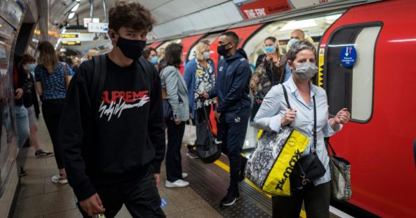 Covid-19: Nhiều nước châu u có số ca mắc và tử vong tăng cao