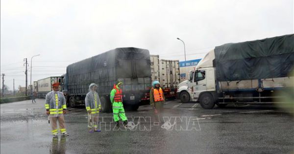 Cục Cảnh sát giao thông tiếp tục triển khai các phương án phòng chống bão số 8