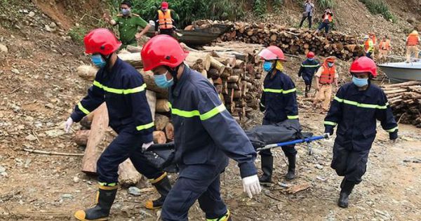 Đường bộ vào Rào Trăng 3 đã thông