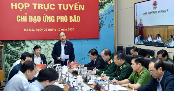 Bão Molave vào Biển Đông, Thủ tướng chủ trì họp khẩn cấp