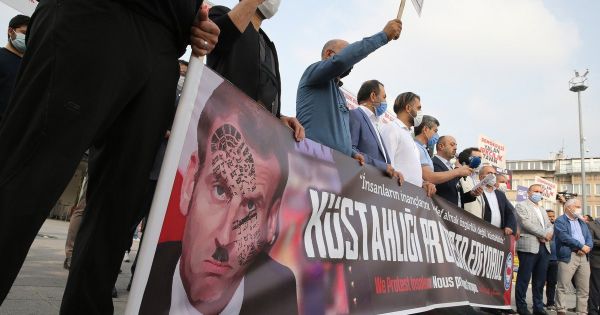 Các nước Hồi giáo phản ứng mạnh Tổng thống Pháp