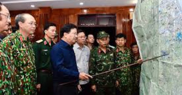 Thủ tướng yêu cầu triển khai mọi phương án để tiếp cận, cứu nạn những người còn sống sót