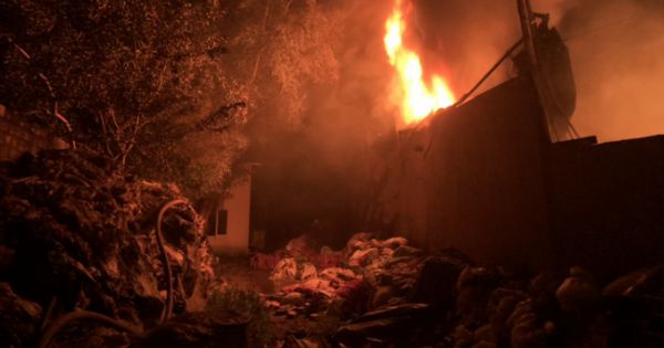 Công ty Bao bì Fushan tại Hải Dương cháy lớn tại , thiệt hại ước tính hàng chục tỷ đồng