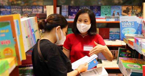 Sẽ ban hành sách giáo khoa lớp 2 và lớp 6 mới sớm hơn so với năm trước