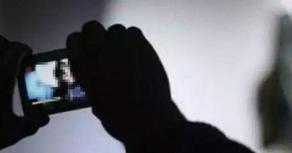 Bắt khẩn cấp thầy giáo hiếp dâm nữ sinh 12 tuổi