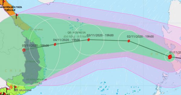 Bão Goni mạnh cấp 12, áp sát Biển Đông
