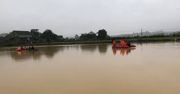 Đau lòng tìm thấy 5 thi thể bị nước cuốn trôi ở Nghệ An