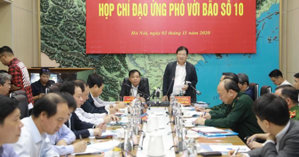 Không chủ quan với bão số 10