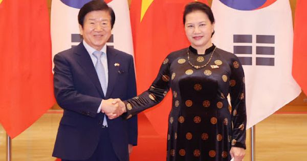 Chủ tịch Quốc hội Hàn Quốc kết thúc tốt đẹp chuyến thăm chính thức Việt Nam