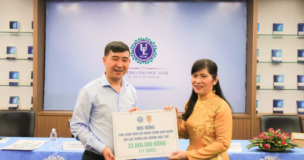 Trường ĐH Luật TP. HCM, trao tặng các suất học bổng ý nghĩa trong chương trình livestream hướng nghiệp “Câu chuyện nghề Tư pháp”