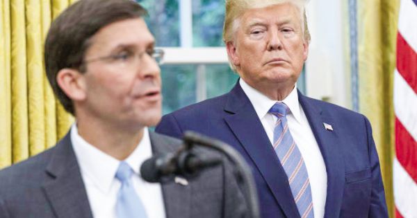 Một loạt quan chức Lầu Năm Góc từ chức