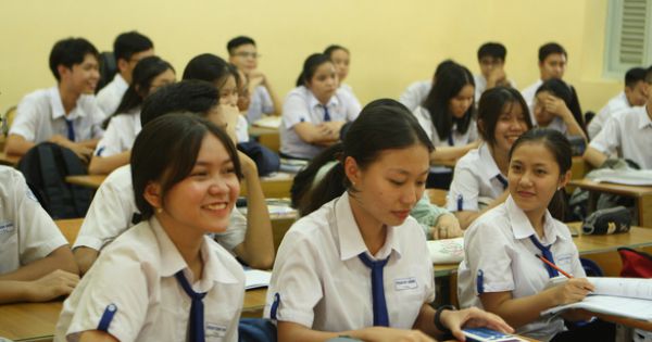 Bộ GD-ĐT đề nghị giữ nguyên mức học phí hiện hành ở tất cả các cấp học