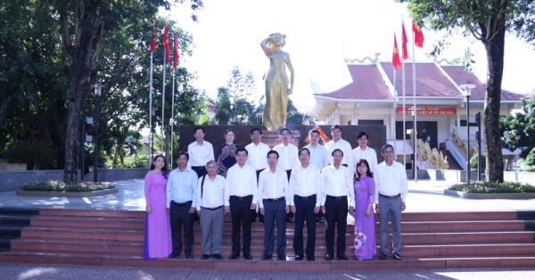 Đồng chí Võ Văn Thưởng: “Sự đoàn kết đưa đất nước phát triển, nhân dân ấm no”