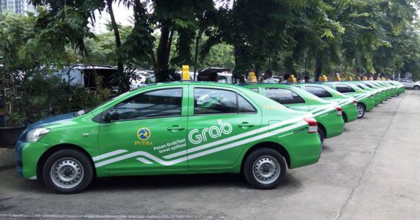 Hiệp hội taxi 3 miền tố Grab lên Quốc hội