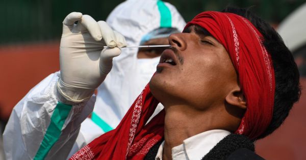 Ca nhiễm vượt 57 triệu, WHO kêu gọi G20 hỗ trợ tiền mua vaccine Covid-19