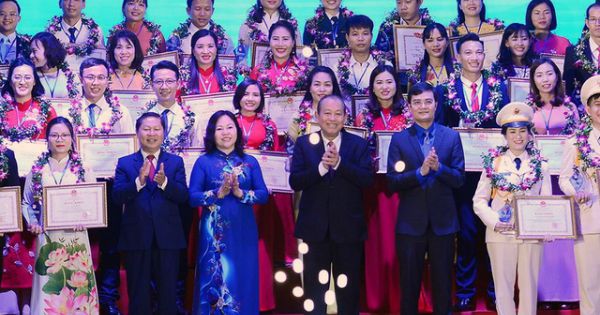 Tuyên dương 99 nhà giáo trẻ tiêu biểu cấp trung ương năm 2020