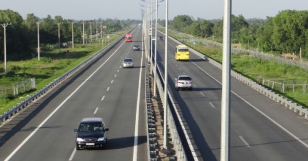 Đề xuất đầu tư hơn 400 tỷ đồng nâng cấp, mở rộng QL9 qua Quảng Trị