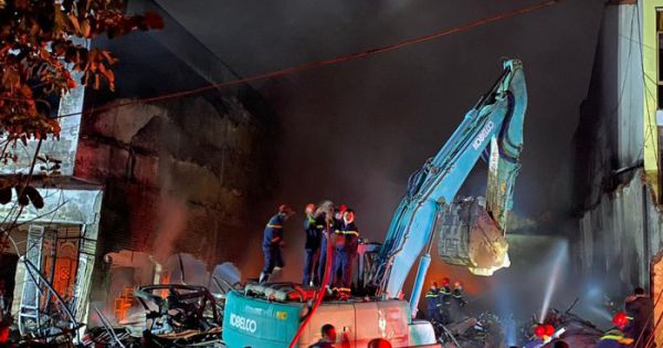 Vĩnh Phúc: Ước tính thiệt hại ban đầu khoảng 10 tỷ đồng vụ hoả hoạn tại thị trấn Thổ Tang