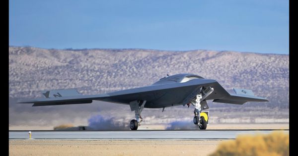 Nga thử nghiệm UAV Okhotnik mang tên lửa hạng nặng