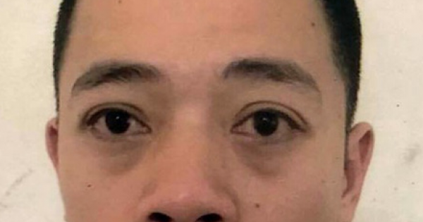 Tài xế trộm 40.000 USD của người Hàn Quốc ở Hà Nội