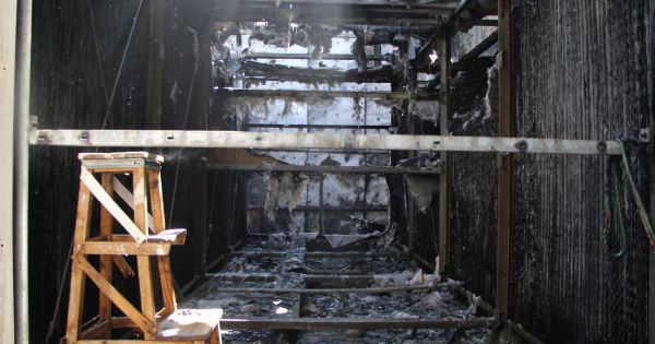 Hà Nội: Cháy lớn hệ thống điều hòa chung cư, hàng trăm người tháo chạy