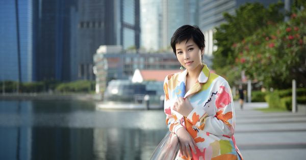 Doanh nhân Uyên Hồ và hành trình “mở đường” mang mô hình giáo dục trực tuyến về Việt Nam