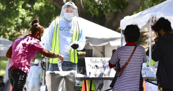 Bang California Mỹ ban bố lệnh phong tỏa nghiêm ngặt nhất