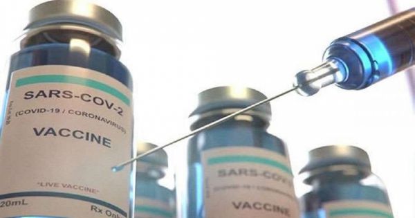 Tổng thống Trump sẽ ký sắc lệnh ưu tiên vaccine ngừa Covid-19 cho người dân Mỹ