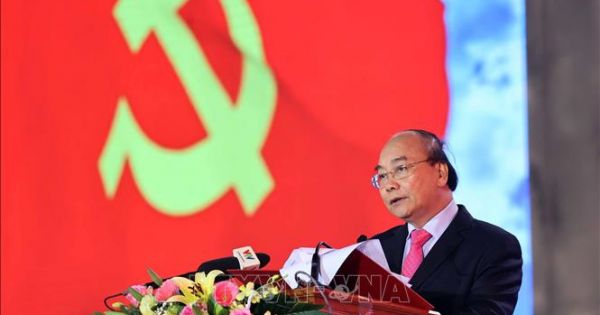 Thủ tướng Nguyễn Xuân Phúc dự lễ khánh thành Tượng đài Bác Hồ với nông dân Việt Nam tại Thái Bình