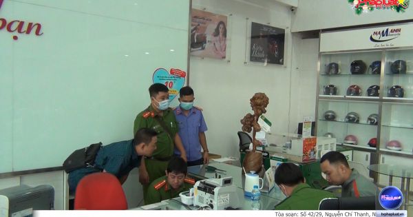 Công an thành phố Mỹ Tho điều tra vụ trộm đột nhập cửa hàng xe máy