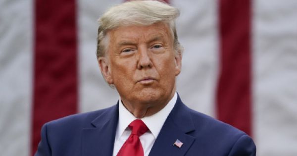 Ông Trump phủ quyết dự luật ngân sách quốc phòng Mỹ