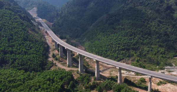 Việt Nam đặt mục tiêu có 5.000 km đường cao tốc