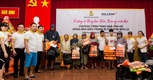 Ngân hàng TMCP Bắc Á và Tập đoàn TH ủng hộ 1 tỷ đồng giúp đồng bào miền Trung vùng lũ