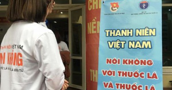 Gần 1.000 sinh viên ký cam kết “nói không với thuốc lá và thuốc lá điện tử”