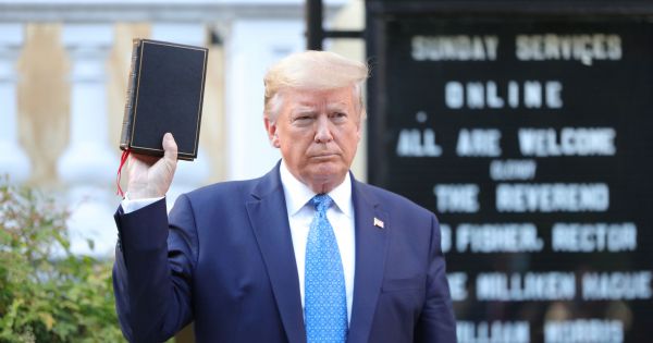 Ông Trump nộp đơn kháng cáo lên Tòa án tối cao Mỹ