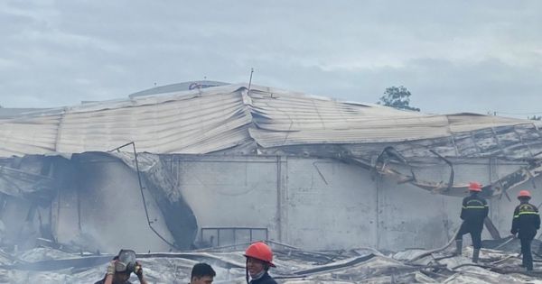 Cháy nhà xưởng công ty may, thiệt hại ước tính 10 tỷ đồng