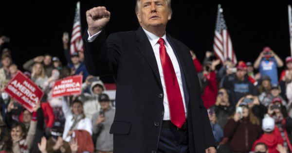 Tổng thống Trump tuyên bố tham gia biểu tình vào ‘ngày phán xét’ 6.1