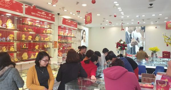 Giá vàng trong nước tiếp tục tăng, tiến sát mức 57 triệu đồng