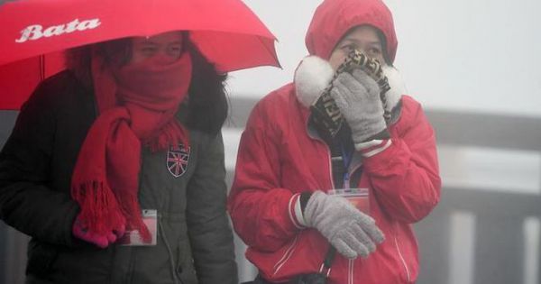 Hôm nay 8-1, Hà Nội rét hại 8-10 độ C, vùng núi cao có thể mưa tuyết, băng giá