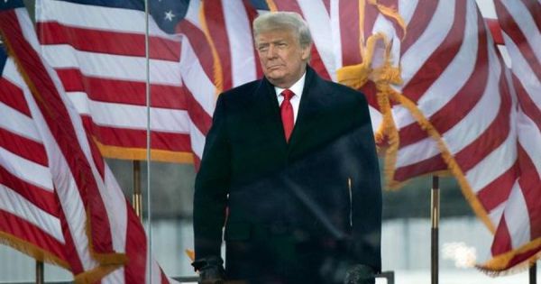 Nhân viên Twitter kêu gọi cấm vĩnh viễn tài khoản của Tổng thống Donald Trump