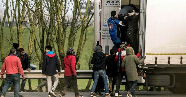 Số người nhập cư bất hợp pháp vào Châu Âu thấp nhất trong 7 năm