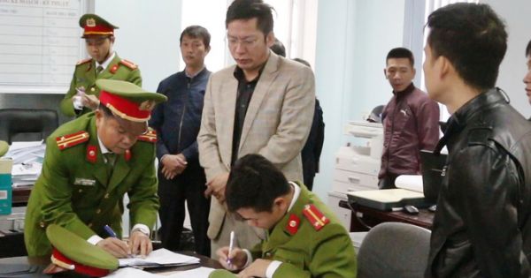 Khởi tố phó giám đốc Ban Quản lý Dự án Môi trường và Biến đổi khí hậu TP Đồng Hới