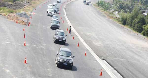 Cao tốc Trung Lương - Mỹ Thuận chỉ lưu thông 1 chiều dịp Tết