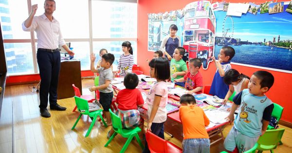 TP.HCM 4 trường quốc tế phải ngưng dạy chương trình nước ngoài