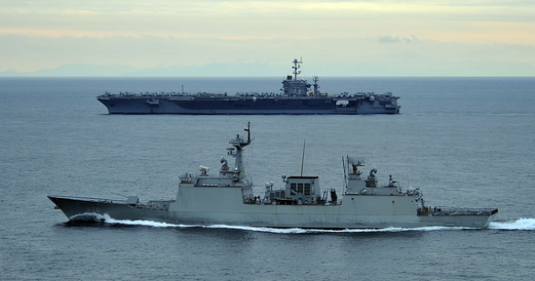 Hàn Quốc rút tàu chiến khỏi Eo biển Hormuz