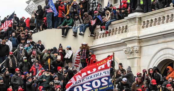 FBI điều tra nghi vấn máy tính của Chủ tịch Hạ viện Mỹ bị đánh cắp và bán cho Nga