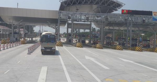 Toàn bộ làn xe trạm BOT phải lắp đặt thu phí không dừng