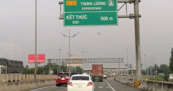 Bộ GTVT: Dừng giải phóng thêm mặt bằng nút giao Bến Lức