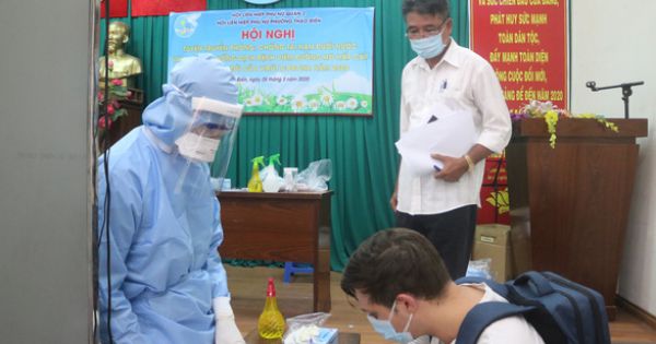 TP. HCM: HCDC tạm ngừng xét nghiệm COVID-19 có thu phí cho người xuất cảnh